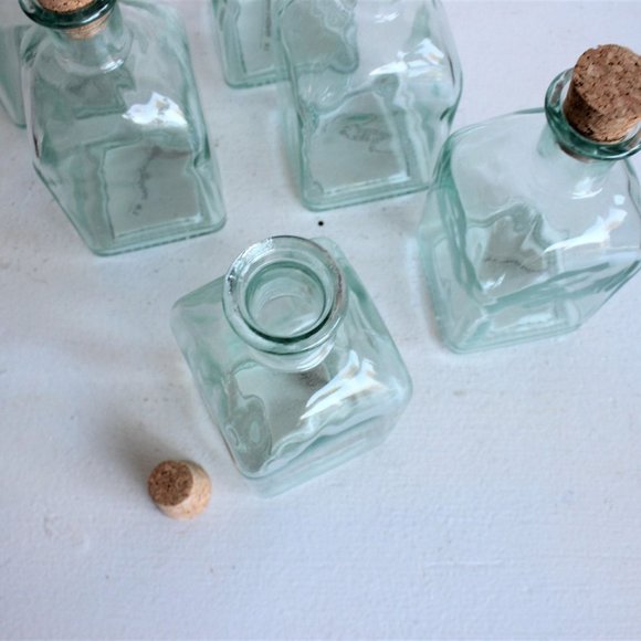 Vintage Glass Bottle With Cork, 8 Ounce, Reycled Spanish Glass, One - Picture 8 of 8